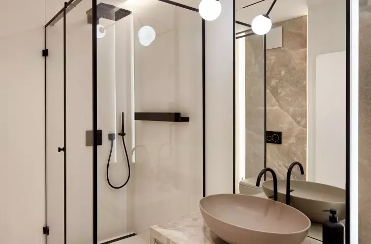Salmon color appears in the bathroom
