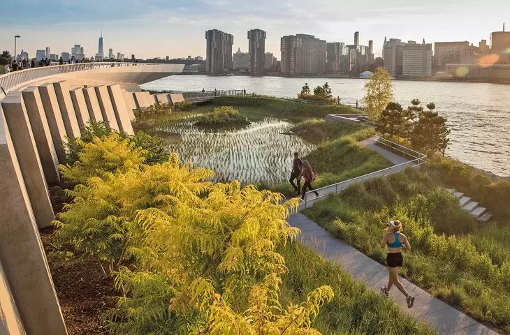 Hunter's Point South Waterfront Park, proj.: SWA/Balsley, Weiss/Manfredi, ARUP, 2009-2018
