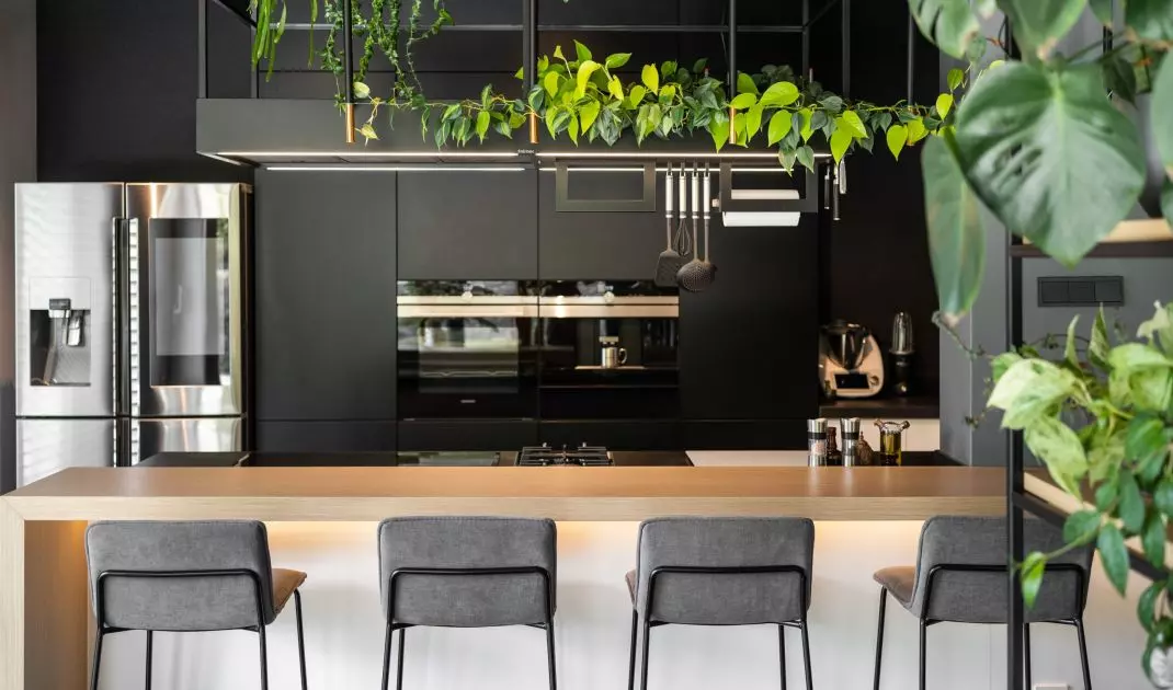 Raw materials are combined here with wood