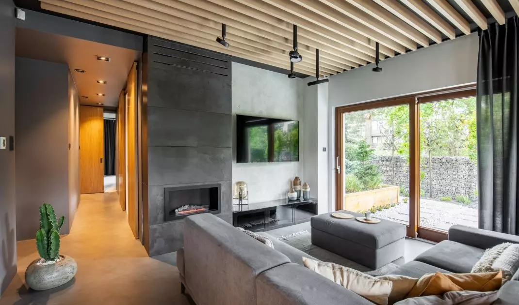 Two zones are connected by a cozy corridor