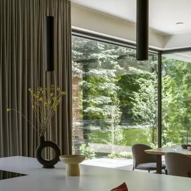 Large windows make the kitchen appear spacious