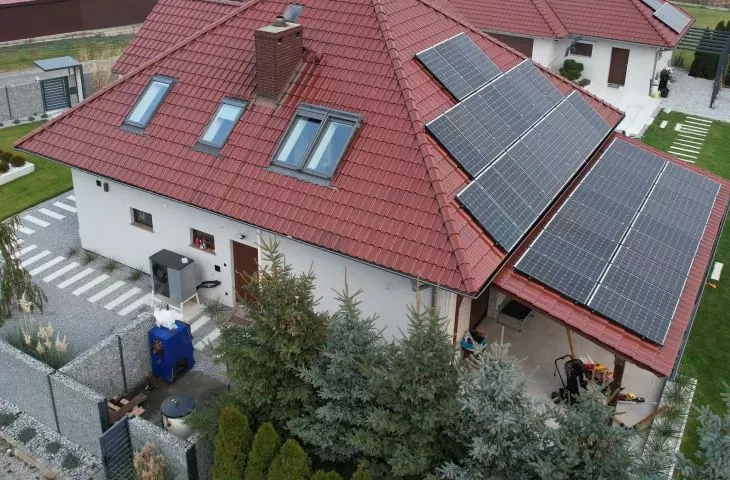NIBE S2125 heat pump in a retrofitted single-family house. Installation: EKO-SOLAR.
