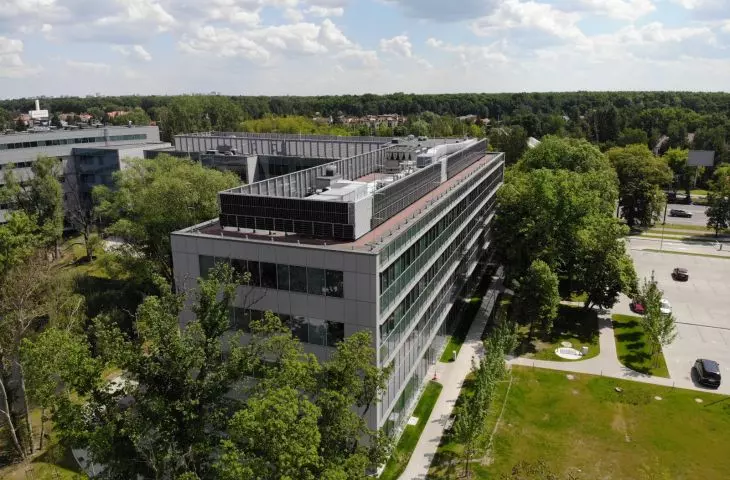 BIPV system fotowoltaiczny od AGS