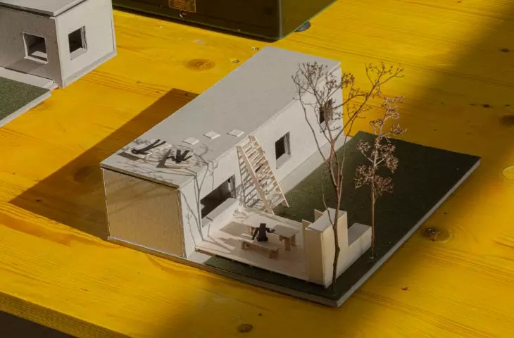 Mock-up, home remodeling project using garden 