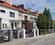 An enclave of terraced houses from the 1960s in the Zagorze district of Poznań