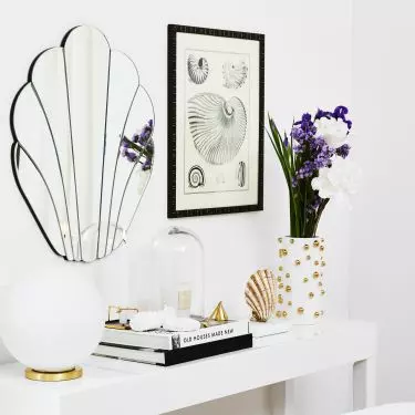 Marine-style accessories are an integral part of mermaidcore style