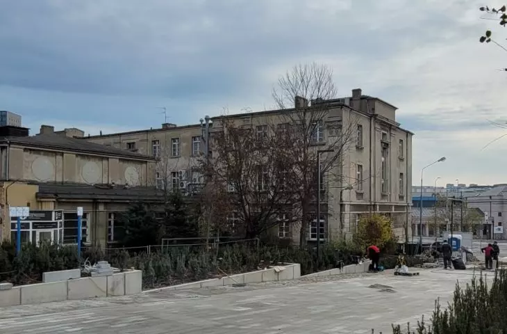 MTP Administration Building, view from Pewuka Square