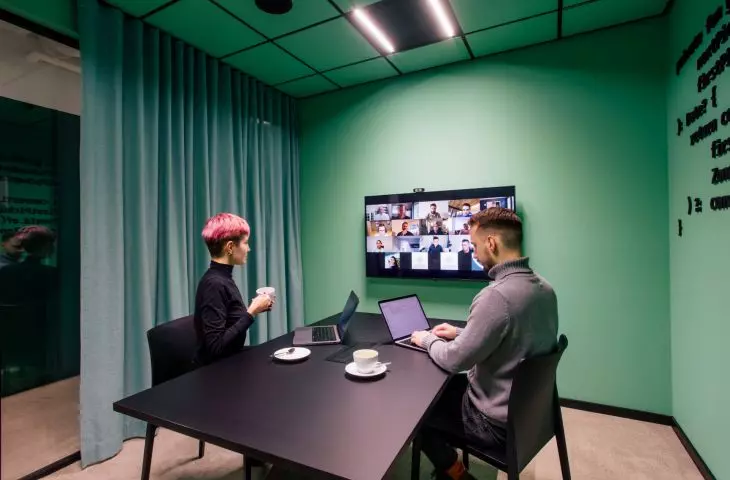 wnętrze jednej z sal konferencyjnych