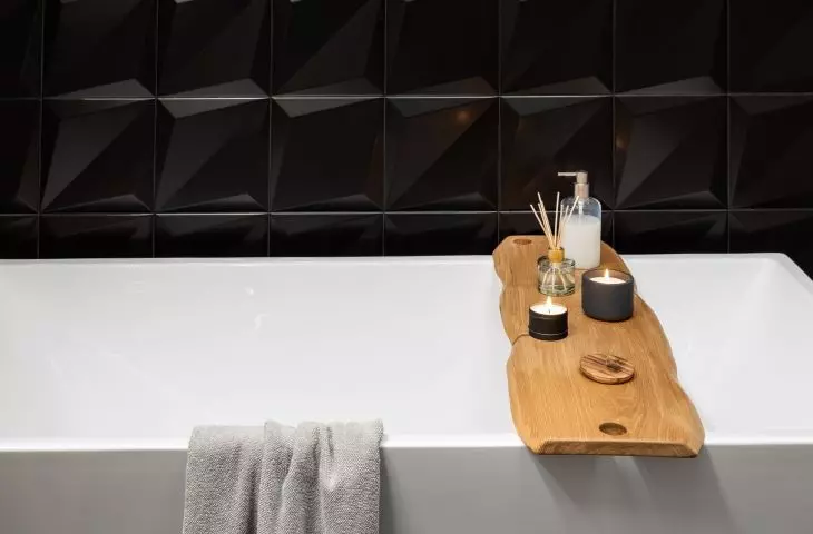 Geomtry lamps add an industrial touch