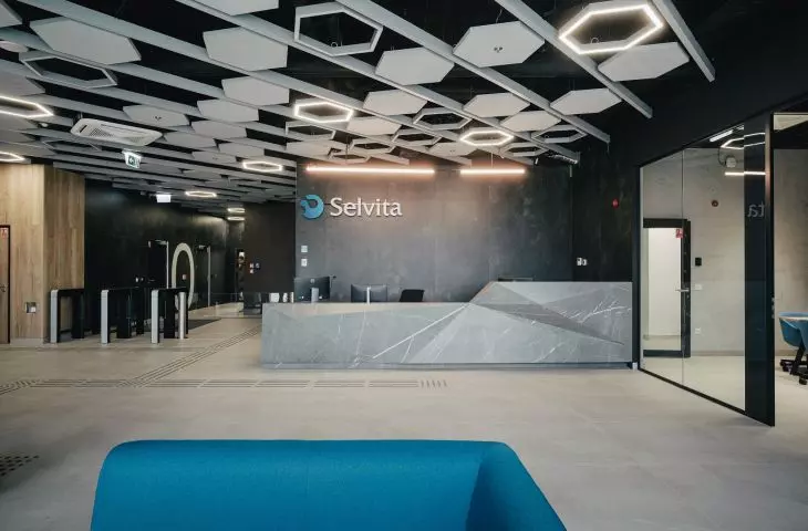 MEXTRI boards at the newly opened Selvita Research Centre in Krakow, Poland