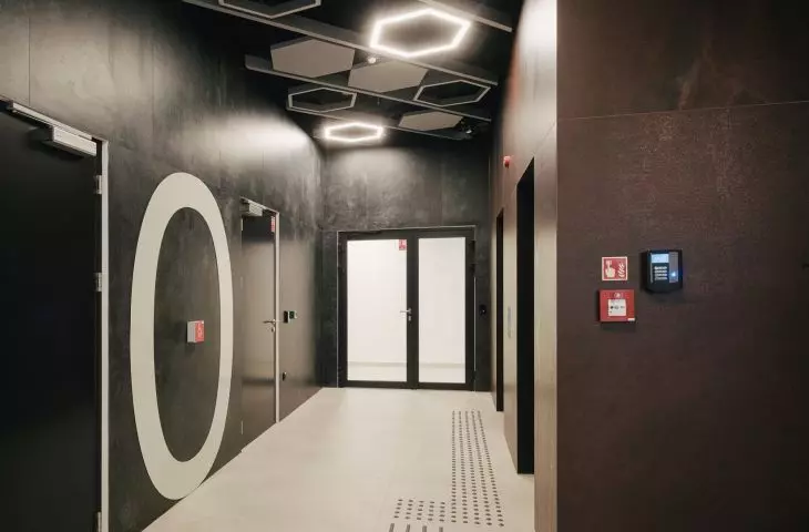 MEXTRI boards at the newly opened Selvita Research Centre in Krakow, Poland