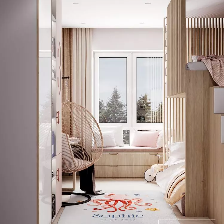 The room was decorated in shades of white and pink