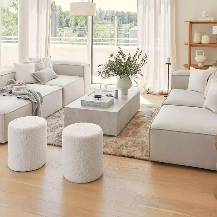 Combine natural materials with a modern form 