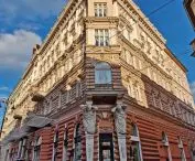 arguably, it was water connectivity to Berlin that contributed to the development of this delicious architecture; transportation is not just business - it also means the transfer of ideas, including fashion and aesthetics