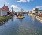 Bydgoszcz - goods, around which the world once revolved, flowed down the Brda and Vistula, to Gdansk, giving work to thousands of rafters and merchants, building the power of the Riverside Tercet