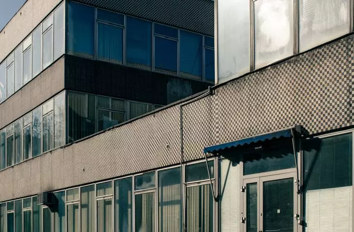 południowa elewacja budynku
