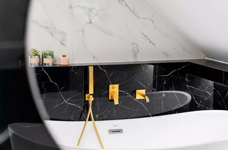The architect has created a new interpretation of the classics