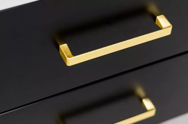 Gold handles add elegance