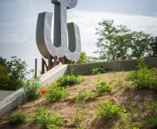 monument on the mound
