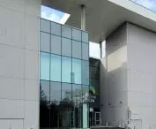 wejście do CH Malta od strony ul. Maltańskiej