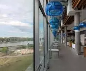 opustoszały food court CH Malta
