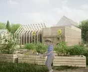 Przedszkole otoczone ogrodami osiedlowymi