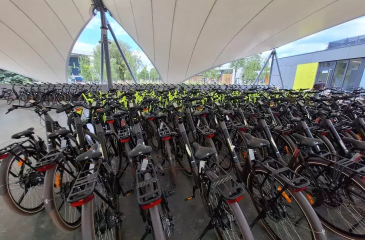 The city has prepared 171 electric bicycles that can be rented by city residents