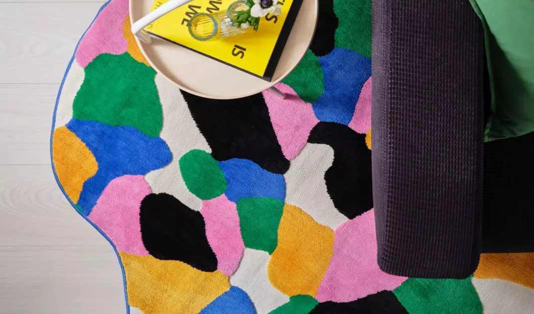The right carpet can accentuate the interior design