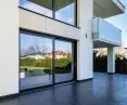 FAKRO INNOVIEW facade windows