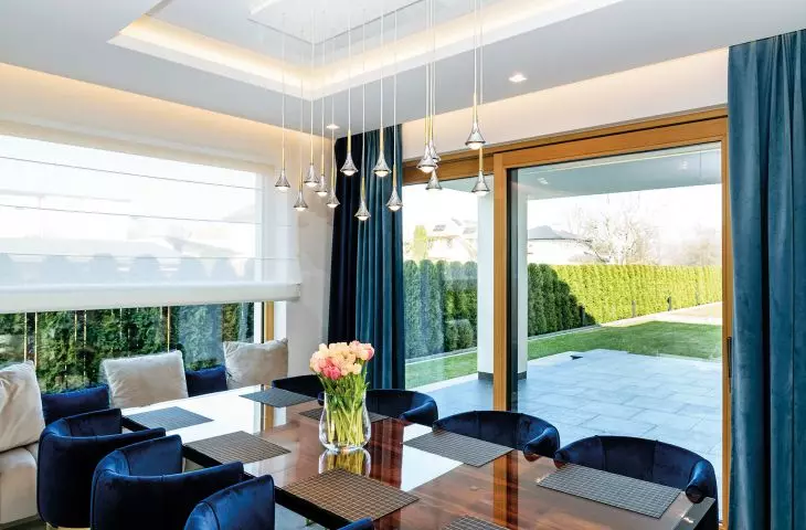 FAKRO INNOVIEW facade windows
