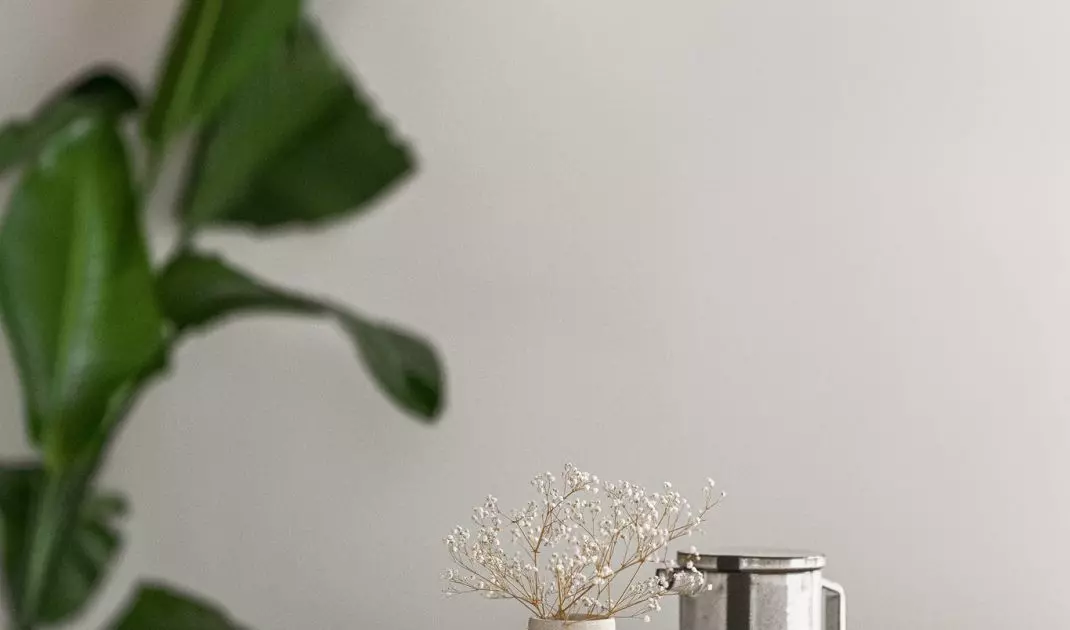 Decorate the interior with designer lamps