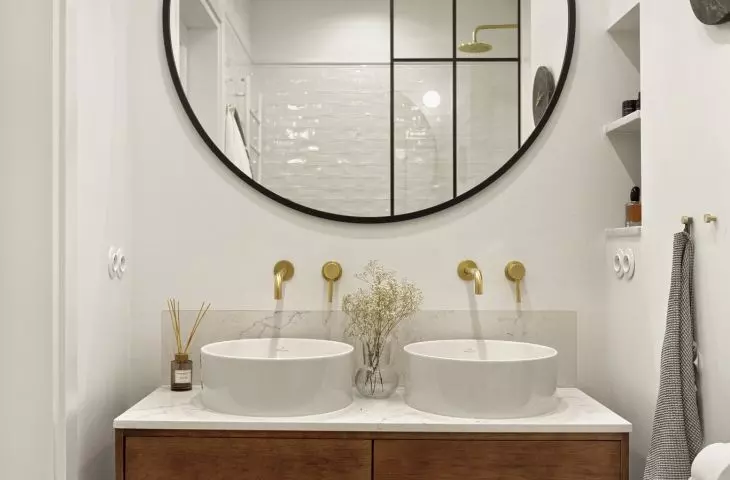 Mirror optically enlarges the space