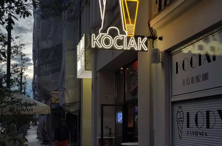 poznańskie neony