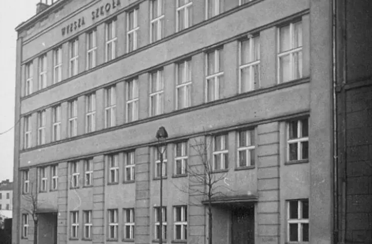 kamienica przy Rozbrat 44a, widok archiwalny