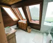 Roof windows with large glazing area