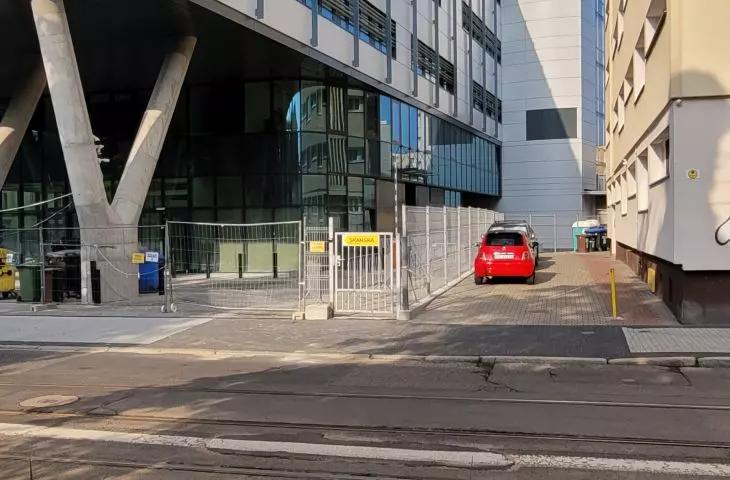 nowe skrzydło Wielkopolskiego Centrum Onkologii, Poznań, ul. Strzelecka