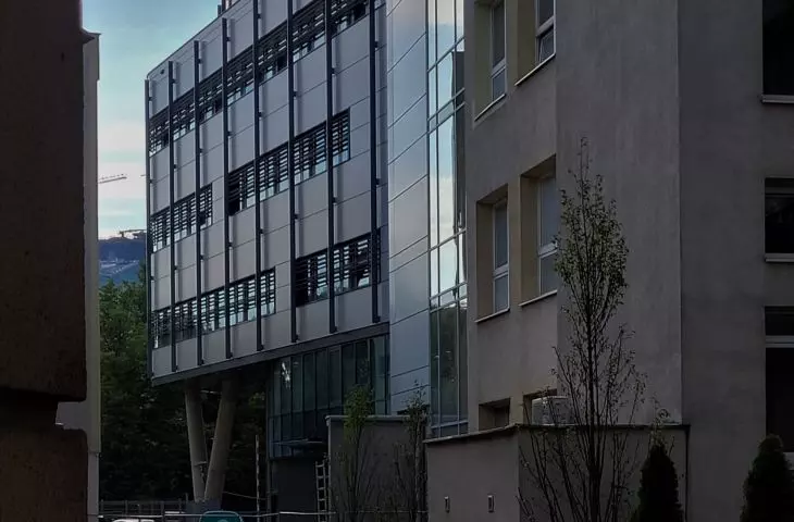 nowe skrzydło Wielkopolskiego Centrum Onkologii, Poznań, ul. Strzelecka