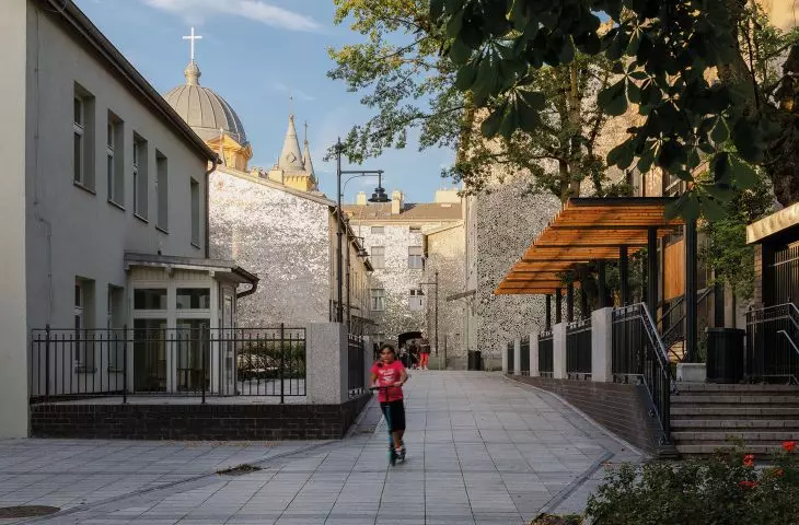bez kultury miasto nie może się rozwijać; Pasaż Róży, instalacja artystyczna Joanny Rajkowskiej, architektura 3darchitekci