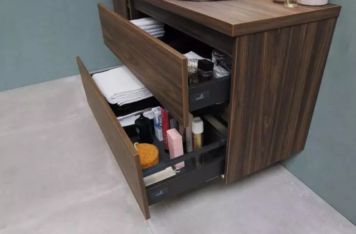 Remember to keep your medicines, cosmetics and grooming supplies well organized