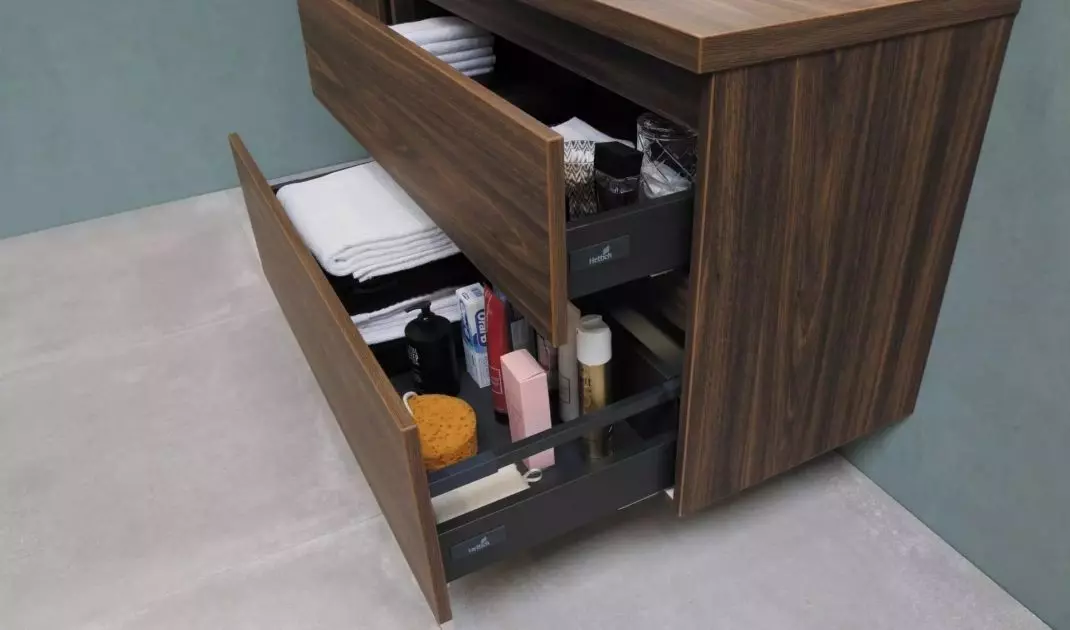 Pamiętaj o dobrej organizacji leków, kosmetyków i przyborów pielęgnacyjnych