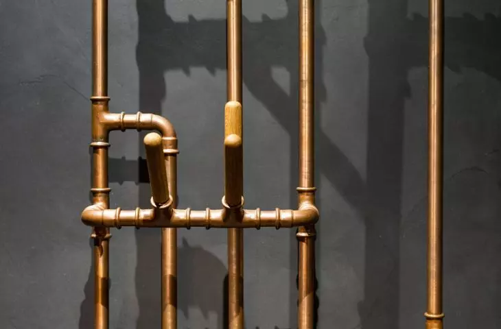 Copper pipes have become an interior decoration