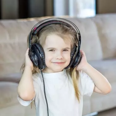 A quiet home is one in which you don't have to shout at outside noises, but also can talk freely in individual rooms.