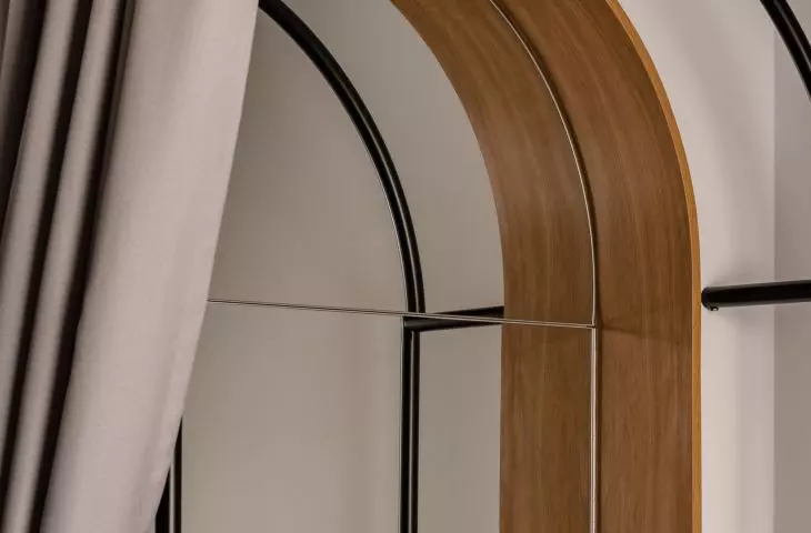 Butik OLIKA, łukowate formy i lustra