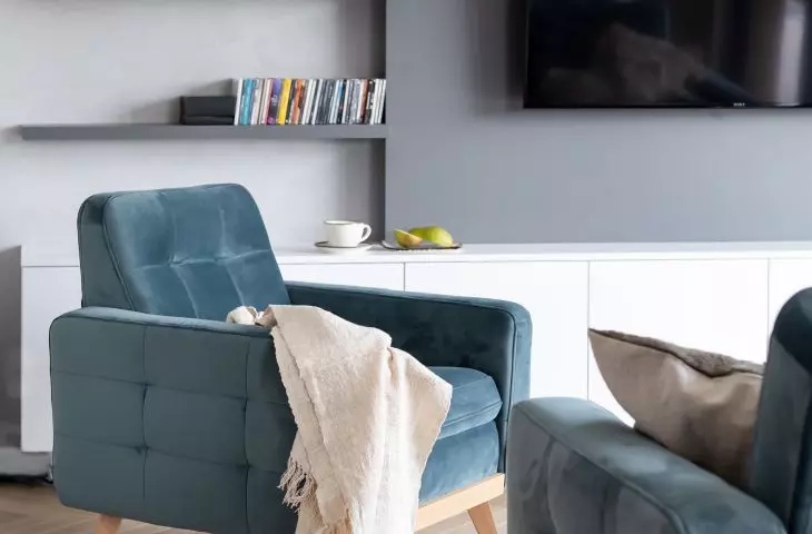Eucalyptus sofa was the inspiration for the rest of the interior