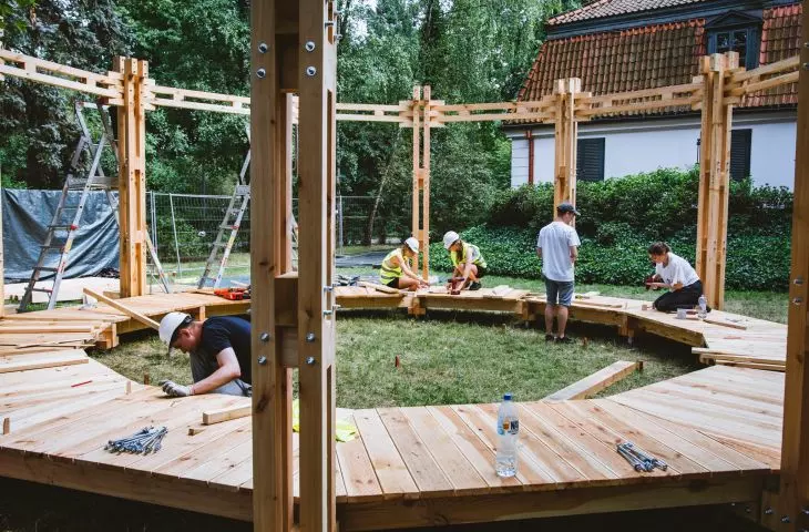 Nad pawilonem pracowali studenci wraz ze specjalistami i wykładowcami