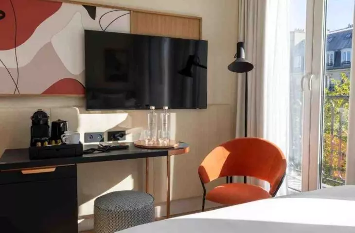Butikowy hotel w Paryżu projektu Tremend już otwarty, a w nim prace polskich artystów!