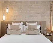 Butikowy hotel w Paryżu projektu Tremend już otwarty, a w nim prace polskich artystów!