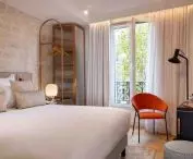 Butikowy hotel w Paryżu projektu Tremend już otwarty, a w nim prace polskich artystów!