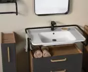 z kolekcji mebli łazienkowych COMFY