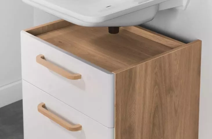 z kolekcji mebli łazienkowych COMFY
